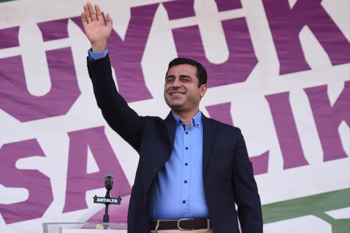 Demirtaş'ın duruşması sadece iki dakika sürdü