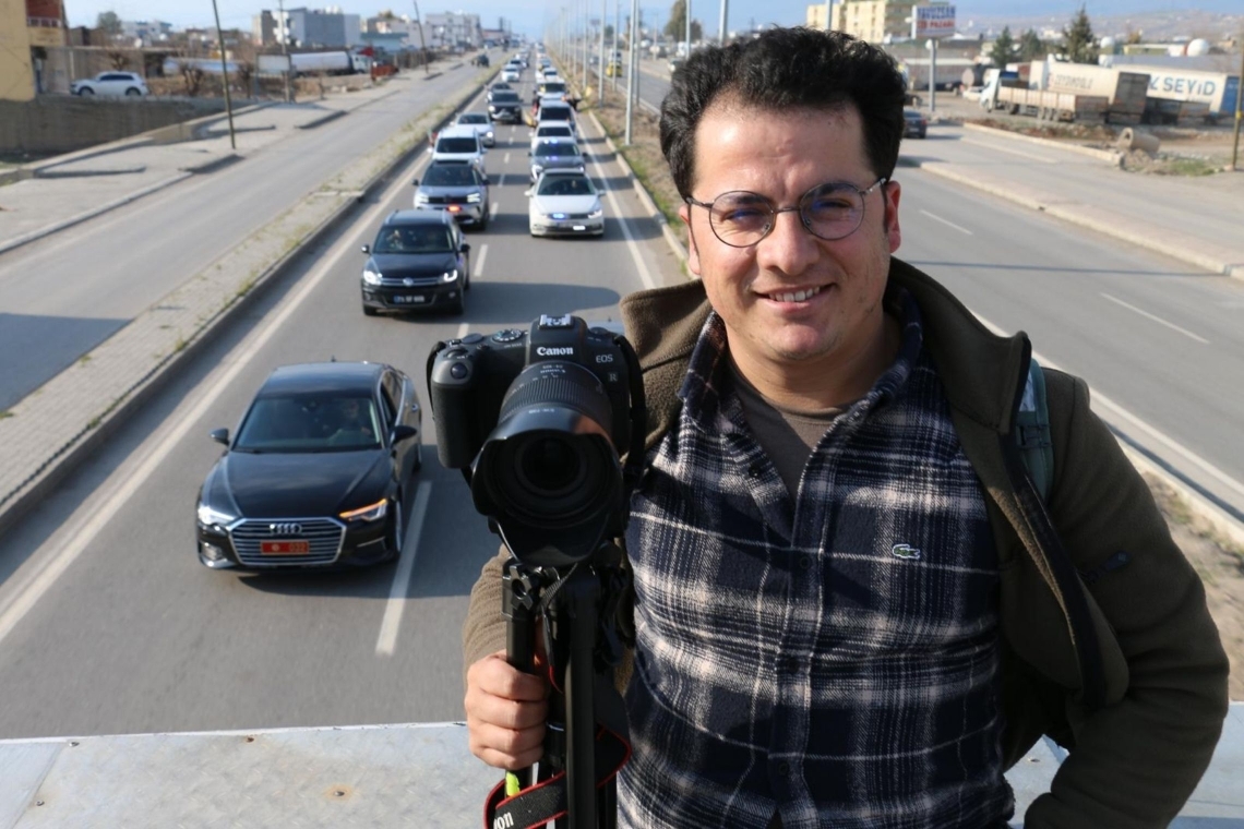 Journalist Ömer Akın questioned for sharing footage of soldiers transported for election duty