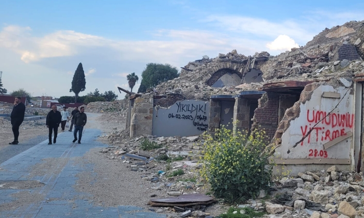 Hatay’da gazetecilik: Ulaşım yok, destek az, engel çok