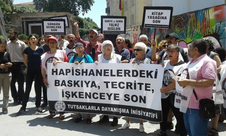 'Hasta Tutsaklara Özgürlük' nöbetine açılan davada 16 kişiye beraat