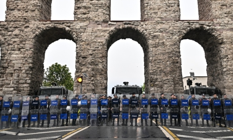 1 Mayıs davasının şikâyetçi polisi: 'Kafama 15 dikiş atıldı, kimin yaraladığını bilmiyorum'