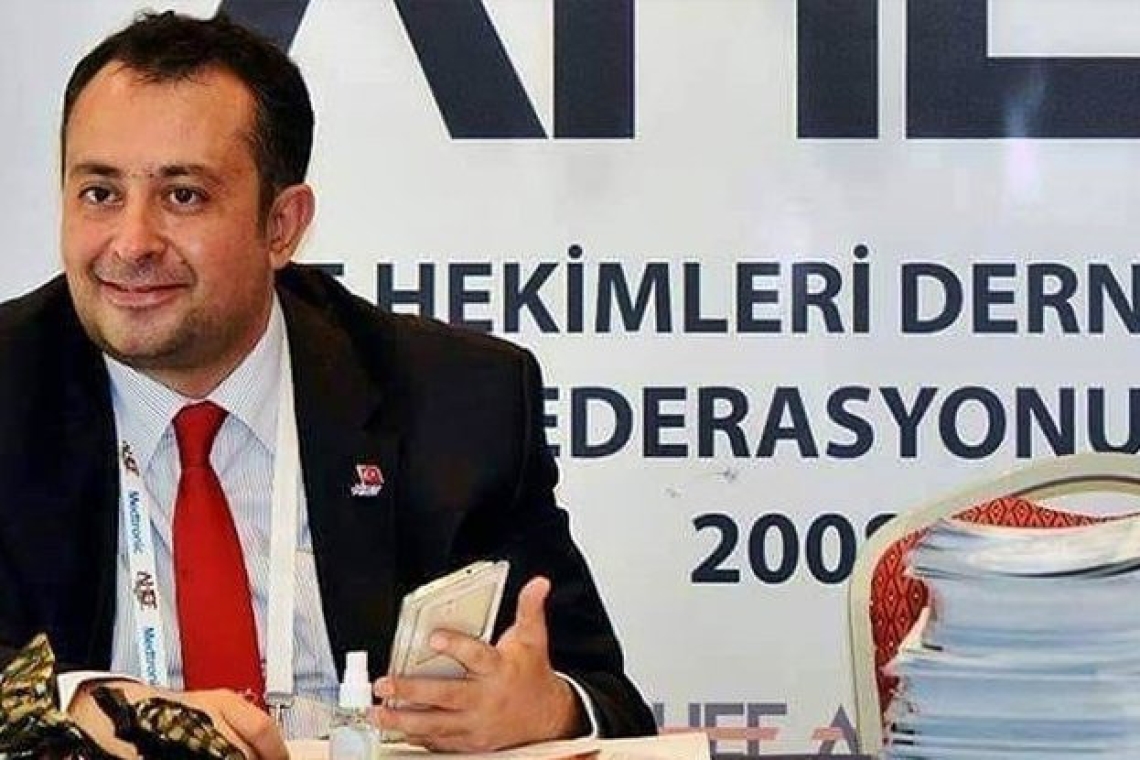 ‘Aşı temini yapılamıyor’ açıklaması nedeniyle 'dezenformasyon' suçlamasından yargılanan doktor beraat etti