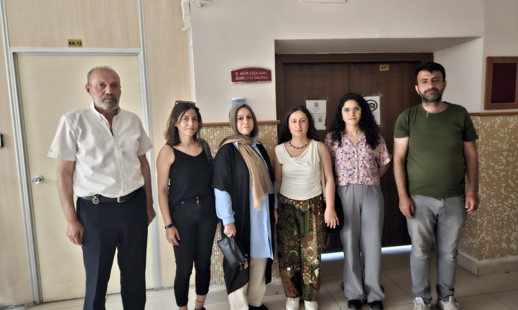 Tutuklu gazeteci Öznur Değer ilk duruşmada tahliye edildi