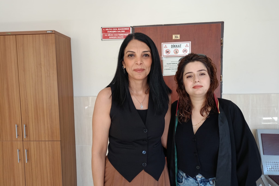 Gazeteci Yelda Çiçek yeniden yargılandığı davada beraat etti