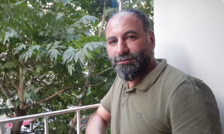  Kürtçe hizmet vereceğini duyuran kafe sahibine dava açıldı