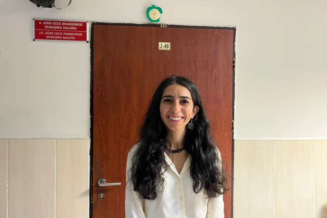 ﻿  Gazeteci Berivan Kutlu'nun deprem paylaşımı nedeniyle yargılandığı dava görüldü