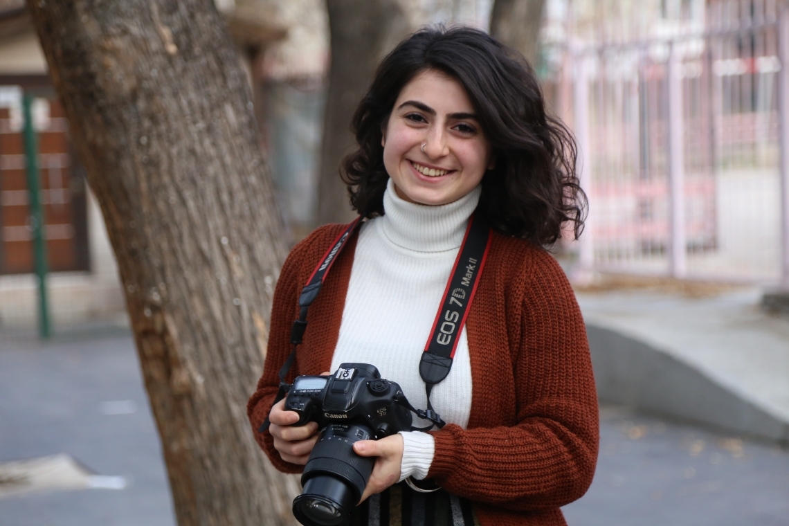 Journalist Öznur Değer sentenced to over 3 years in prison for alleged propaganda