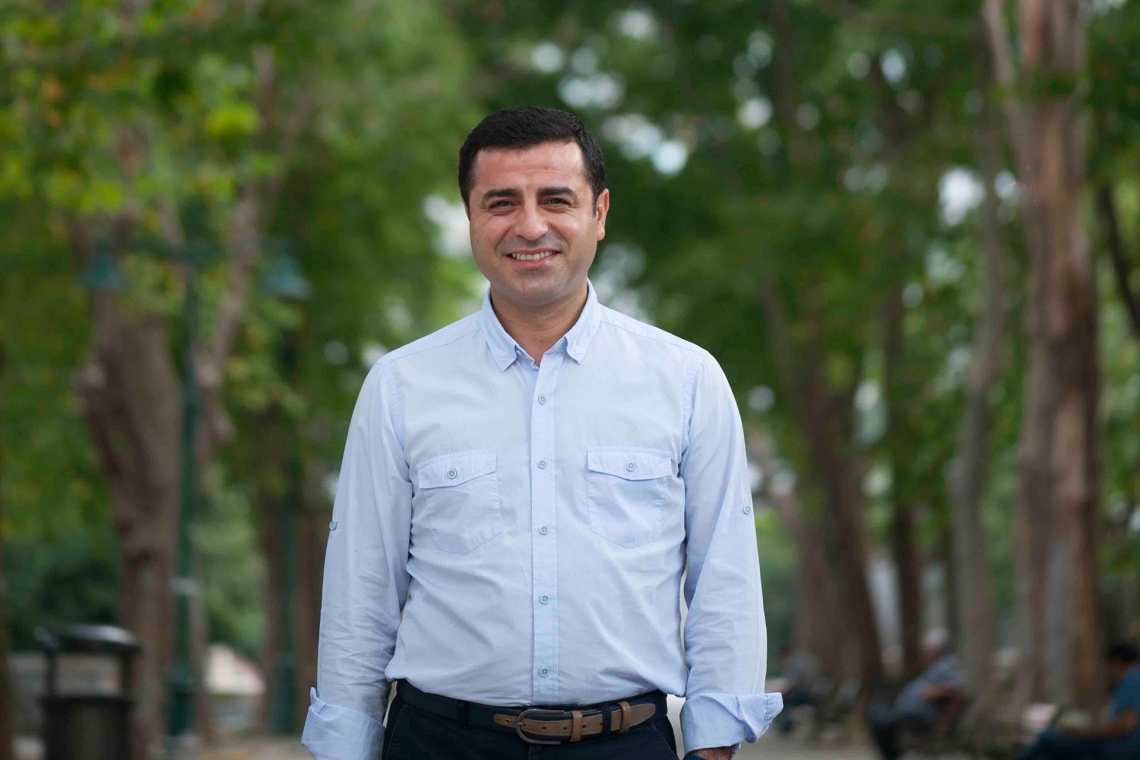 Selahattin Demirtaş’ın Batman’da yargılandığı duruşma bir kez daha ertelendi