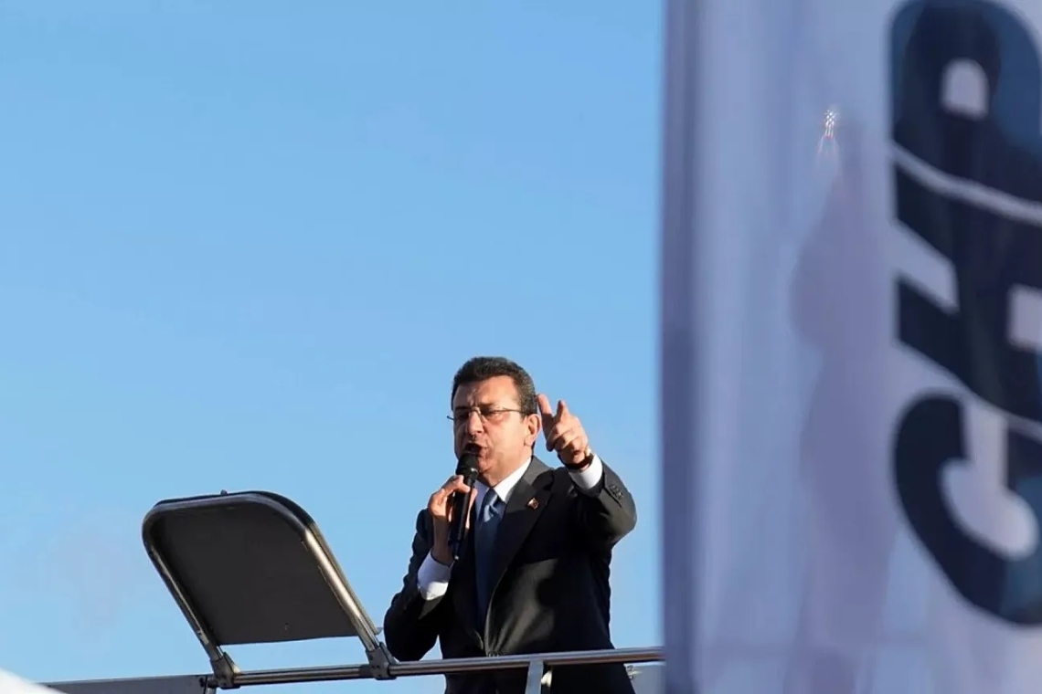 First day of the 402-defendant IMM trial: Hearing begins amid fair trial and “recusal of judges” debate