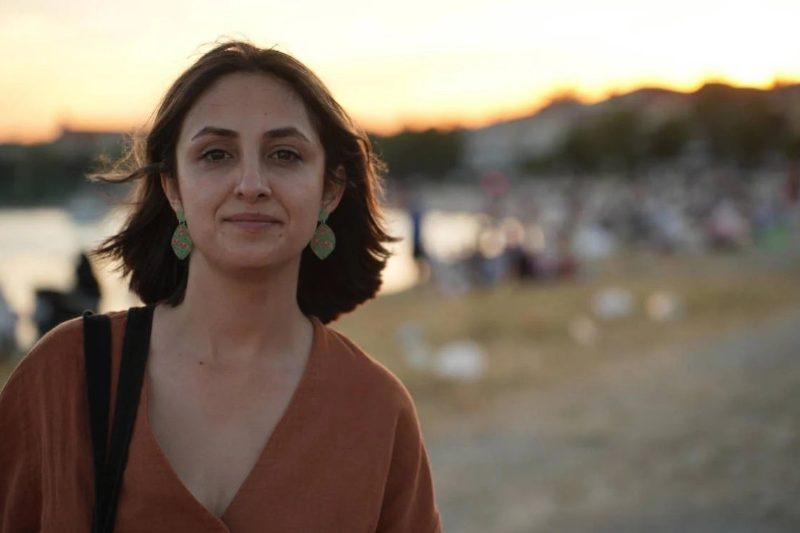 Journalist Evrim Deniz is on trial following complaint by company owners building a police station in Kulp
