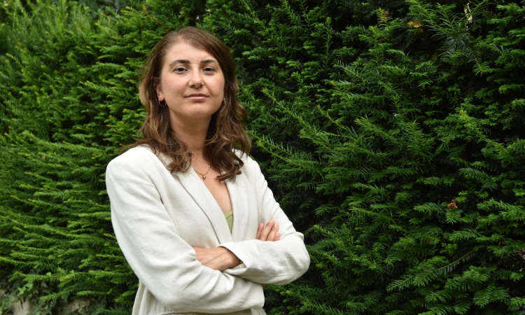 Hazal Ocak’a “Damat işi biliyor” haberi nedeniyle 10 bin TL tazminat