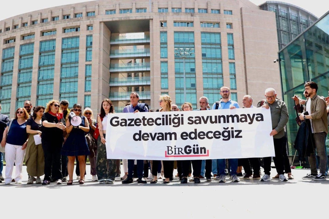 BirGün, muhabiri Sarya Toprak’ın hedef gösterilmesi nedeniyle suç duyurusunda bulundu